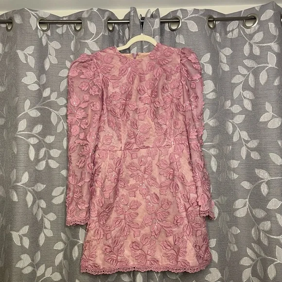 Helsi Christy Long-Sleeve Appliqué Mini Dress Orchid - Picture 5 of 7